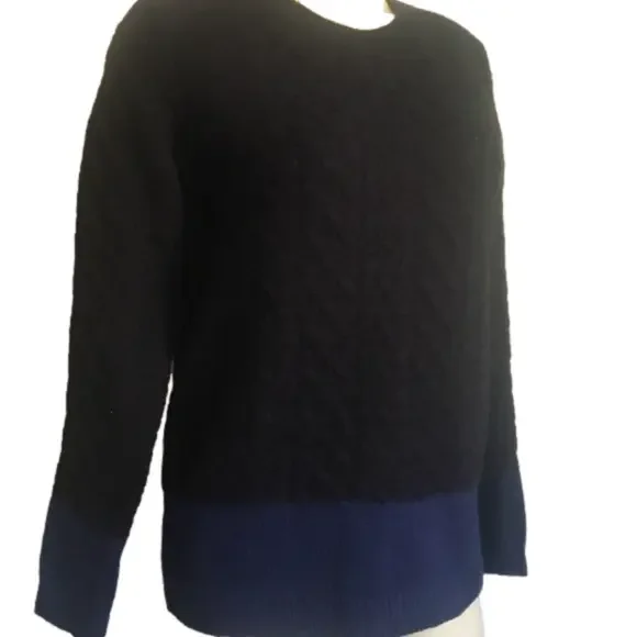 𝅺VINCE yak/wool colorblock sweater . XS( run big ) - Picture 3 of 9
